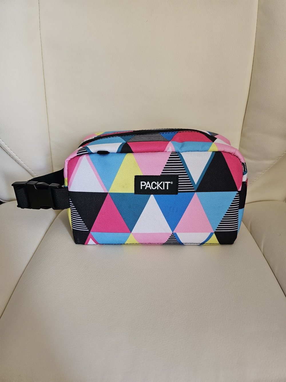 PACKIT® Multicolor Triangle Print Travel Waist Bag - Pink & Blue